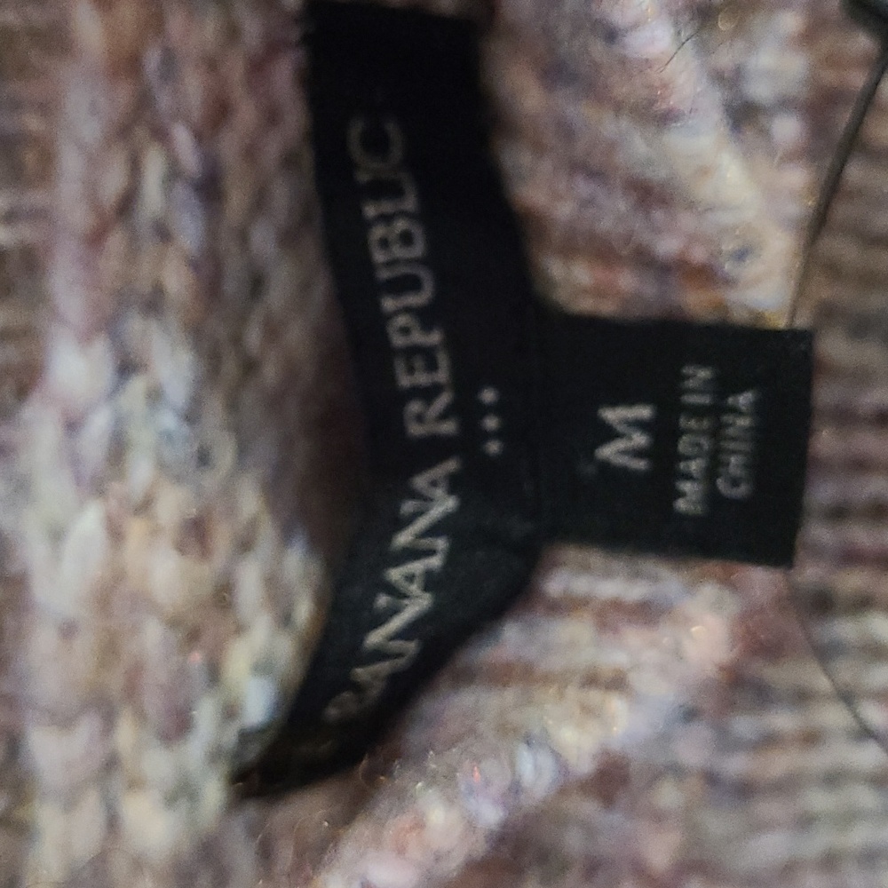 Banana Republic Sweater NWT - Picture 5 of 9